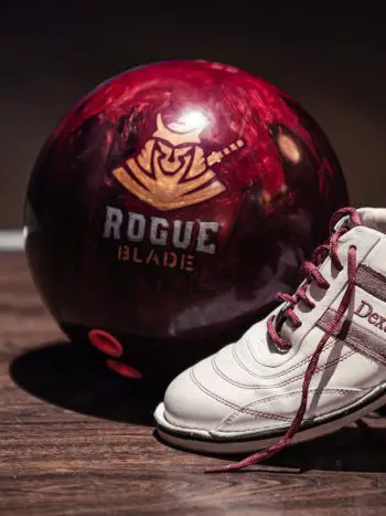 bowling-ball-weight