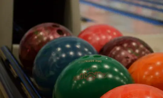bowling-balls-for-heavy-oil-lanes