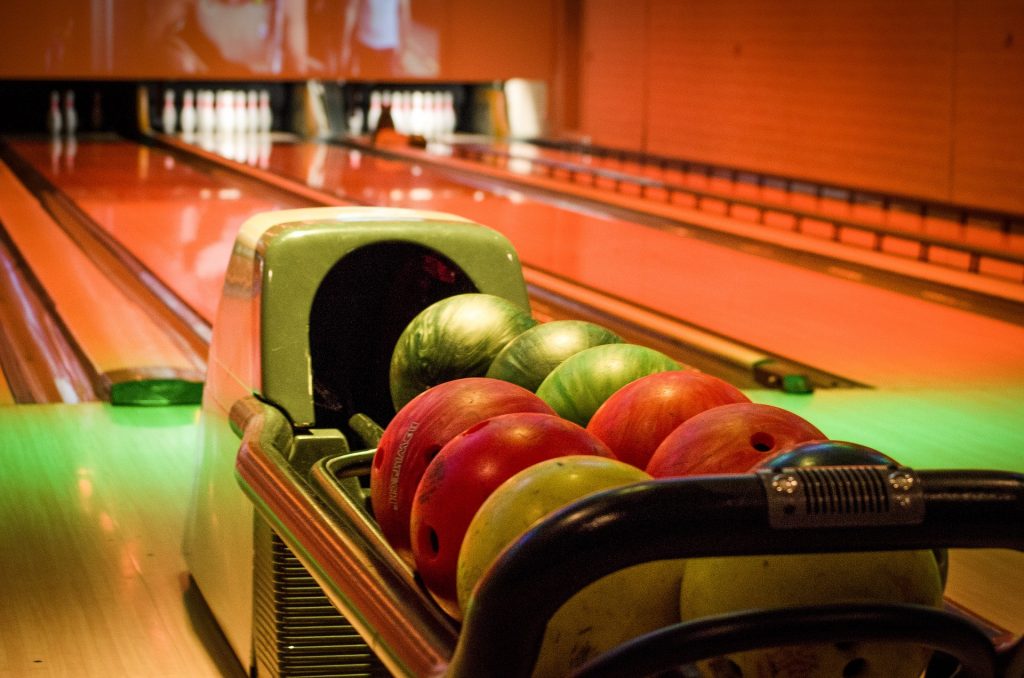 groupon bowling near me