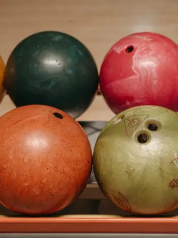 what-to-do-with-old-bowling-balls